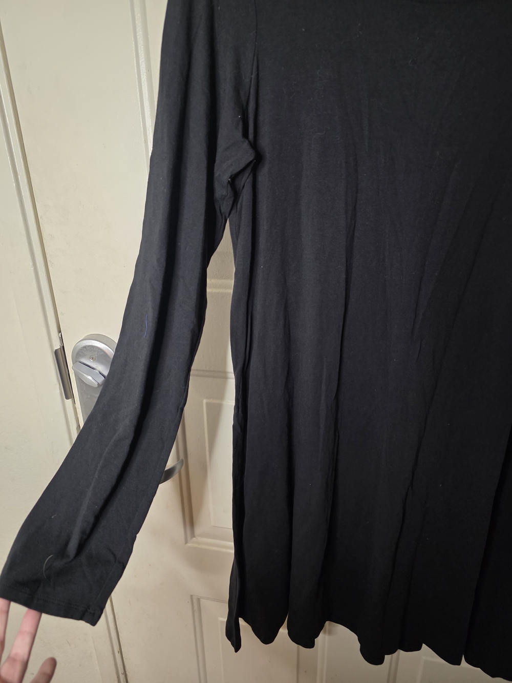 Express Black Long-Sleeve Swing Dress - Picture 2 of 6